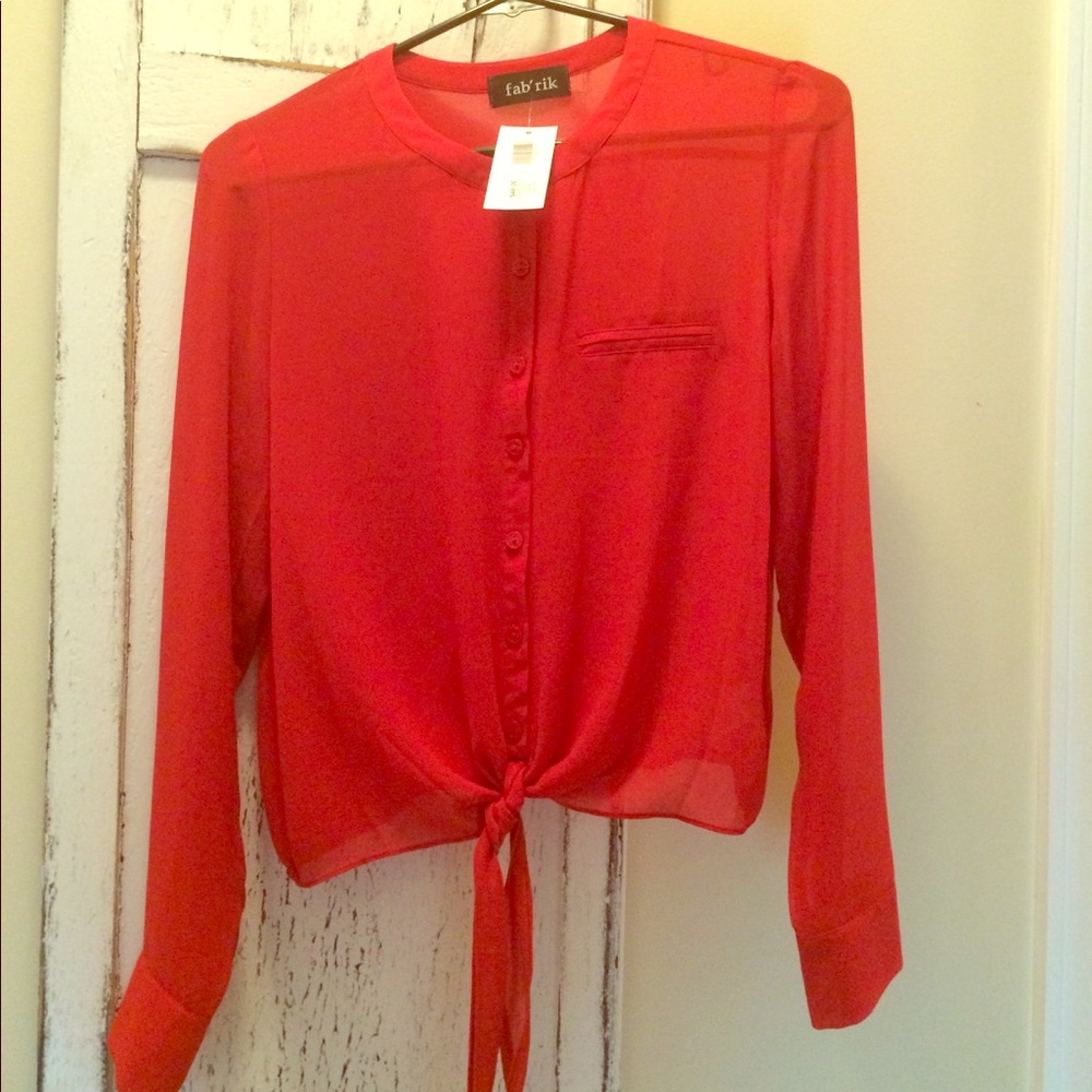 Tie front Cropped Blouse
